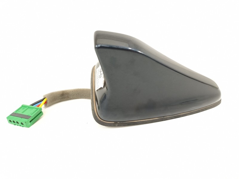 Recambio de antena para kia sorento hev 2023 1.6 tci-gdi referencia OEM IAM 96210P2400B4U  