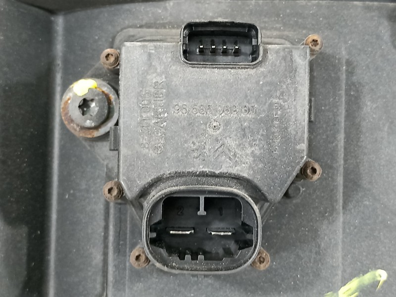 Recambio de panel frontal para peugeot 308 confort referencia OEM IAM 9650316080  