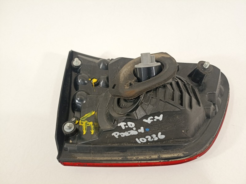 Recambio de piloto trasero derecho para citroën c-crosser xtr referencia OEM IAM 1146380R  