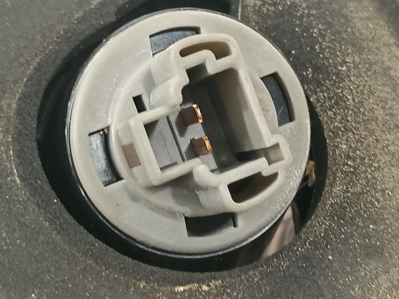 Recambio de piloto trasero derecho para citroën c-crosser xtr referencia OEM IAM 1146380R  