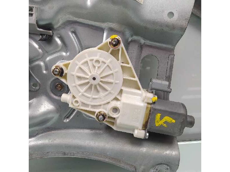 Recambio de elevalunas delantero izquierdo para kia magentis ex ii referencia OEM IAM 824702G060 6F15A0088 AM052B0