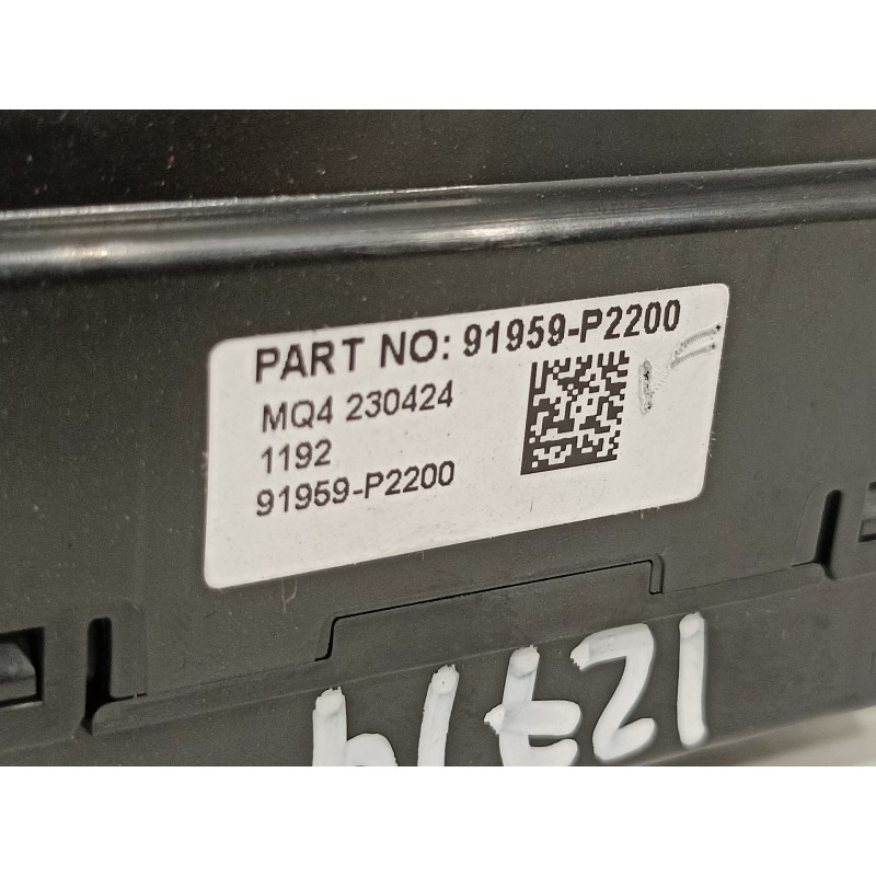 Recambio de caja reles / fusibles para kia sorento hev 2023 1.6 tci-gdi referencia OEM IAM 91959P2200  