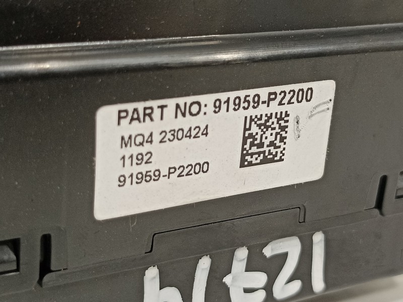 Recambio de caja reles / fusibles para kia sorento hev 2023 1.6 tci-gdi referencia OEM IAM 91959P2200  