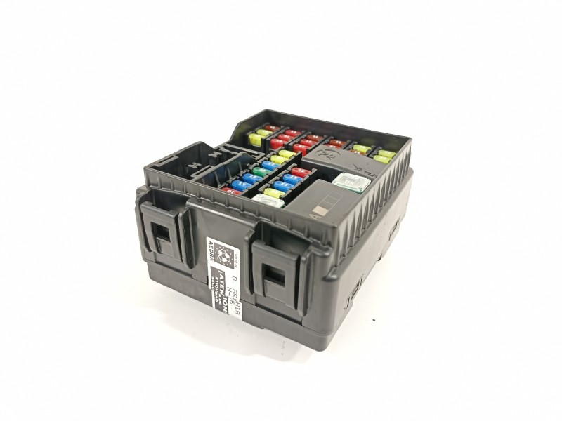 Recambio de caja reles / fusibles para kia sorento hev 2023 1.6 tci-gdi referencia OEM IAM 91959P2200  