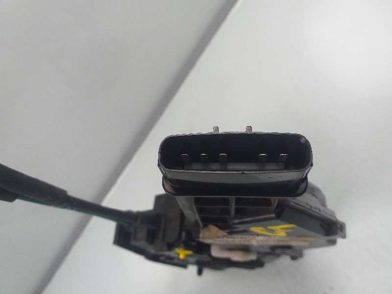 Recambio de cerradura puerta trasera izquierda para kia magentis ex ii referencia OEM IAM 814102G010  