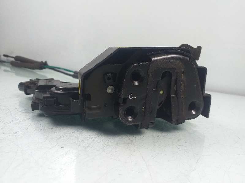 Recambio de cerradura puerta trasera izquierda para kia magentis ex ii referencia OEM IAM 814102G010  