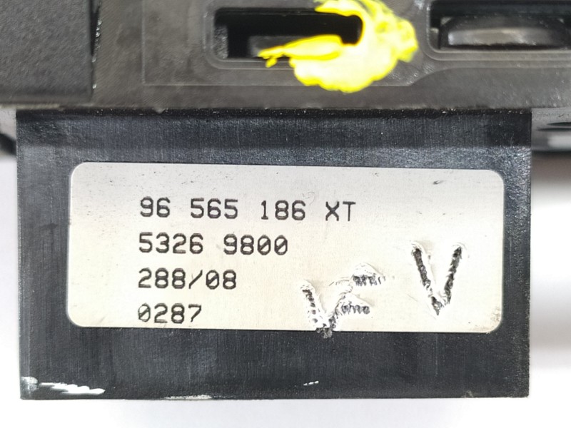 Recambio de mando elevalunas delantero izquierdo para peugeot 308 confort referencia OEM IAM 96565186XT  