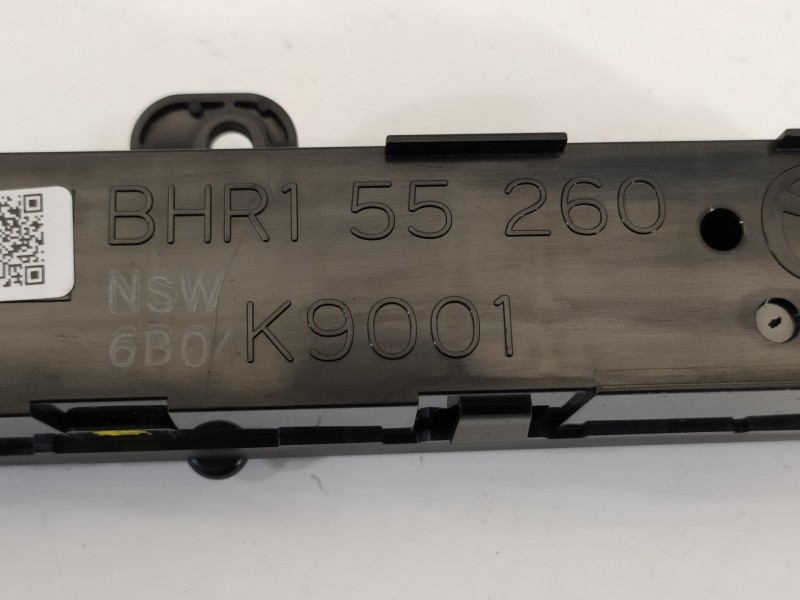 Recambio de pantalla multifuncion para mazda 2 lim. () black tech edition referencia OEM IAM BHR155260  