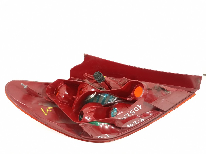 Recambio de piloto trasero derecho para peugeot 207 referencia OEM IAM 9649986580  