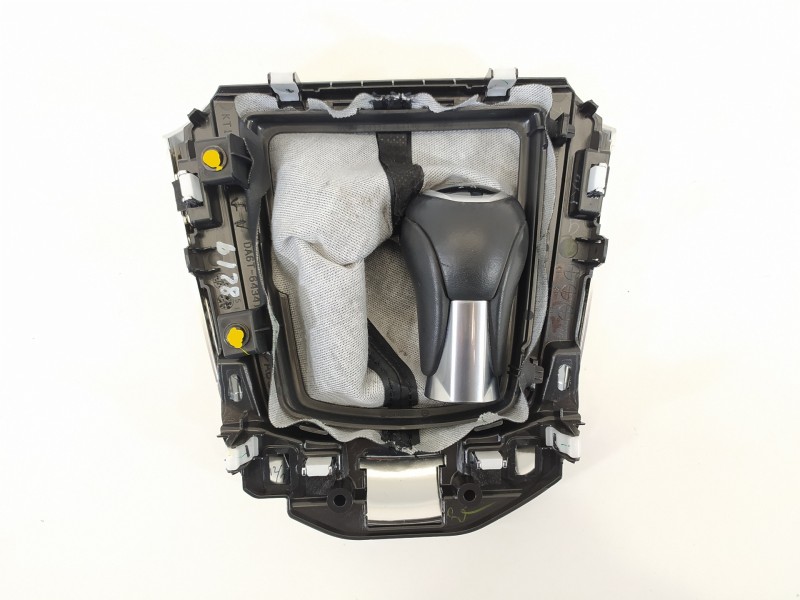 Recambio de pomo palanca cambio para mazda 2 lim. () black tech edition referencia OEM IAM DA6T64341  