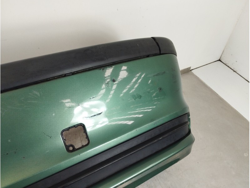 Recambio de paragolpes trasero para bmw serie 3 berlina (e46) 318i referencia OEM IAM 8195309  