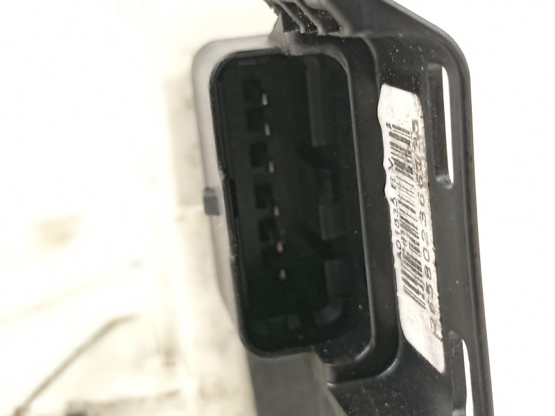 Recambio de cerradura puerta delantera derecha para peugeot 308 confort referencia OEM IAM 9136CR 567147 