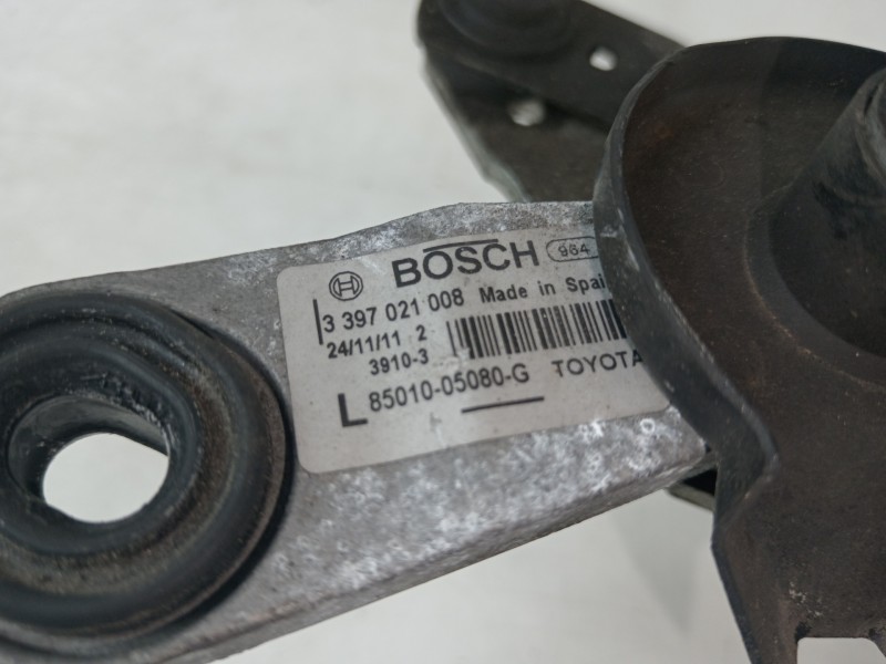 Recambio de motor limpia delantero para toyota avensis (t27) advance referencia OEM IAM 8511005070B 8501005080G 0390241642