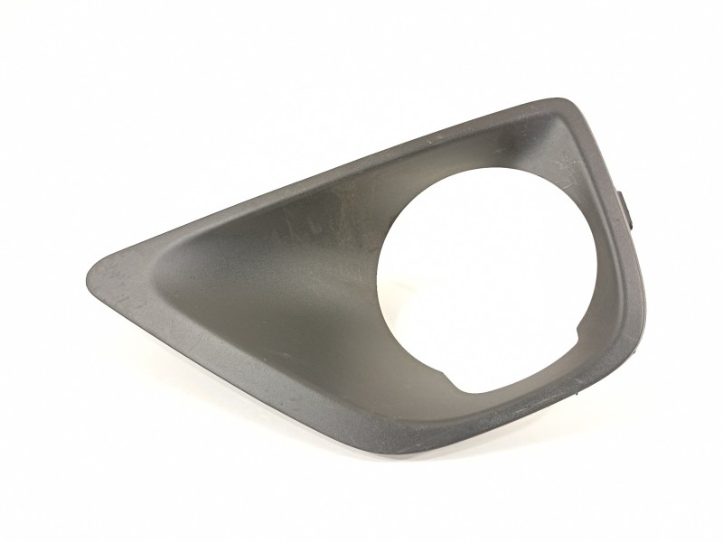 Recambio de rejilla paragolpes derecha para bmw serie 2 gran tourer (f46) 218d referencia OEM IAM 51117435124  