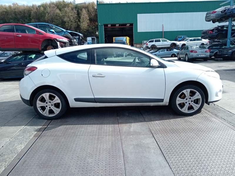 renault megane iii coupé (dz0/1_) del año 2009