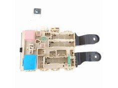 Recambio de caja reles / fusibles para toyota avensis (t27) advance referencia OEM IAM 8273005720 308511K09  2