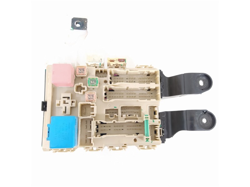 Recambio de caja reles / fusibles para toyota avensis (t27) advance referencia OEM IAM 8273005720 308511K09 