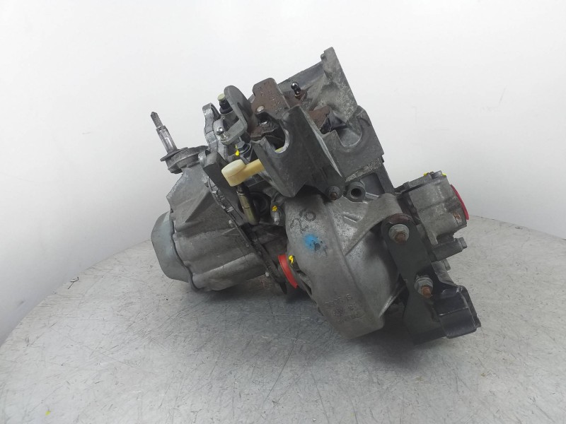 Recambio de caja cambios para peugeot 308 confort referencia OEM IAM 20DM75  