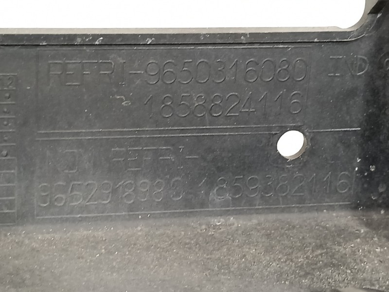 Recambio de panel frontal para peugeot 308 confort referencia OEM IAM 9650316080  