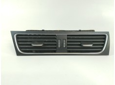 Recambio de rejilla aireadora para audi a5 cabriolet (8f7) 3.0 tdi quattro referencia OEM IAM 8T1820951B  