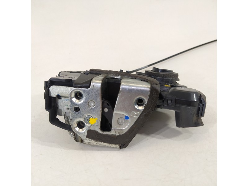 Recambio de cerradura puerta delantera derecha para toyota auris hybrid active referencia OEM IAM   