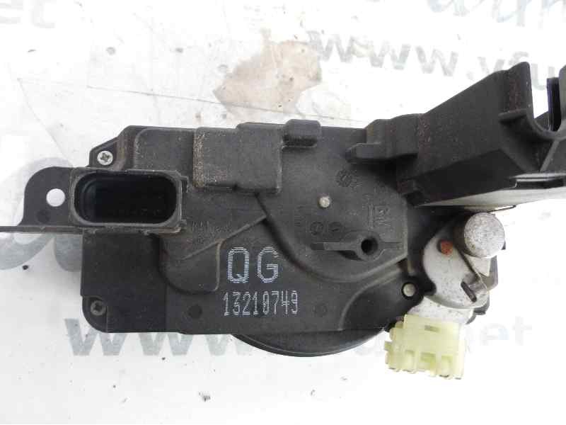 Recambio de cerradura puerta delantera derecha para opel astra gtc cosmo referencia OEM IAM 13210749  
