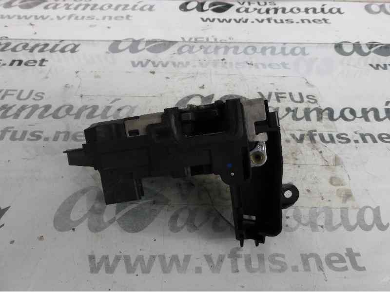 Recambio de cerradura puerta delantera derecha para opel astra gtc cosmo referencia OEM IAM 13210749  