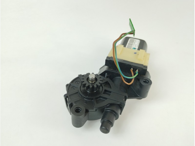 Recambio de cinturon seguridad delantero derecho para audi a5 cabriolet (8f7) 3.0 tdi quattro referencia OEM IAM 8F0857760  