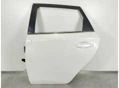 Recambio de puerta trasera izquierda para toyota auris hybrid active referencia OEM IAM 6700402260  