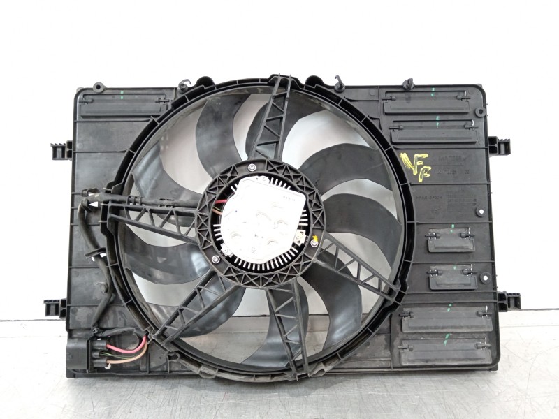 Recambio de electroventilador para volkswagen golf vii lim. gte referencia OEM IAM 5Q0121203DG  