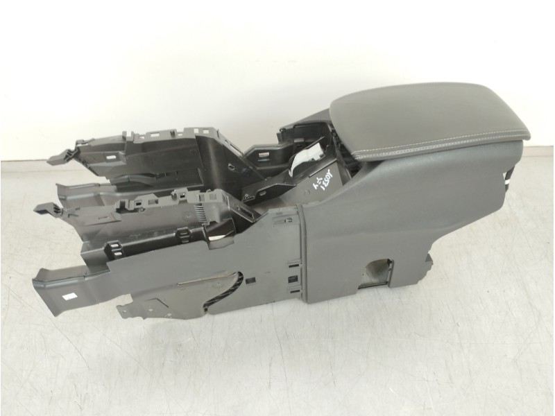 Recambio de apoyabrazos central para citroën ds5 style referencia OEM IAM   