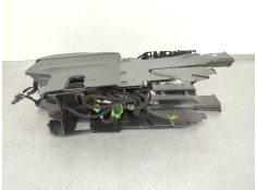 Recambio de apoyabrazos central para citroën ds5 style referencia OEM IAM    2