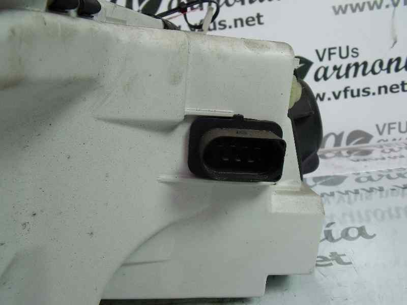 Recambio de faro derecho para seat alhambra (7v8) se referencia OEM IAM 7M1941016K  