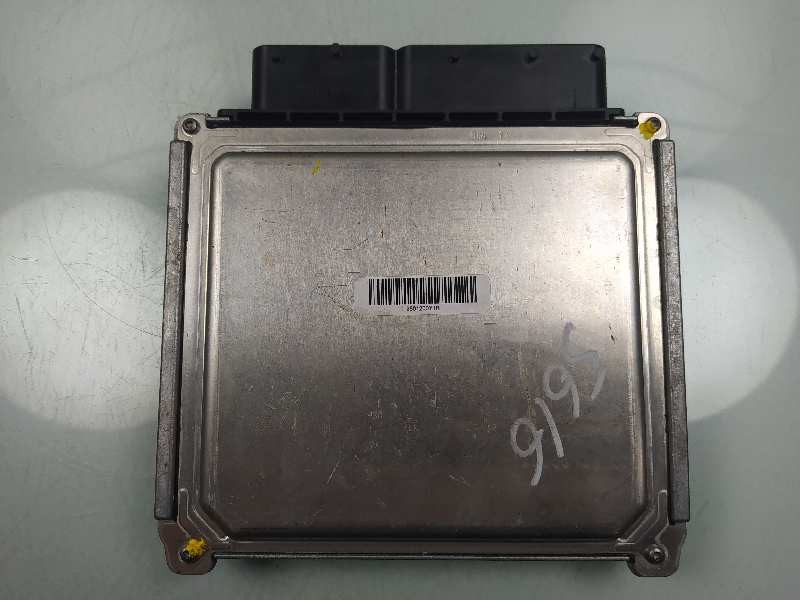 Recambio de centralita motor uce para seat leon (5f1) style referencia OEM IAM 04L907445E 28499989 