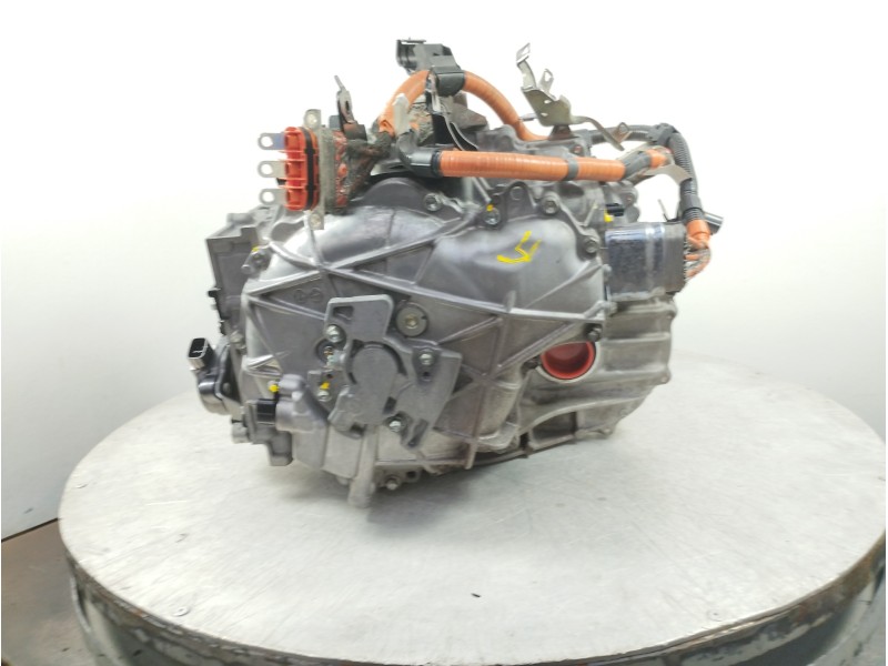 Recambio de caja cambios para toyota auris hybrid active referencia OEM IAM 3JM  