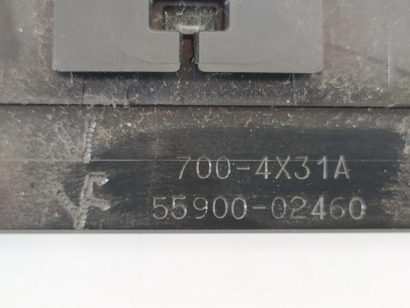 Recambio de mando climatizador para toyota auris hybrid active referencia OEM IAM 5590002460  