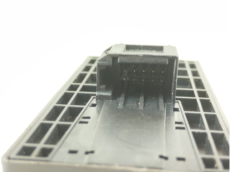 Recambio de mando elevalunas delantero izquierdo para audi a5 cabriolet (8f7) 3.0 tdi quattro referencia OEM IAM 8F0959851  