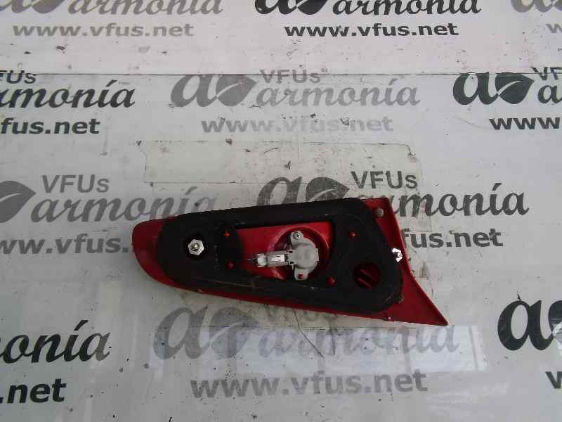 Recambio de piloto trasero derecho para alfa romeo 147 (190) 1.9 jtd 120 collezione referencia OEM IAM 46786572  