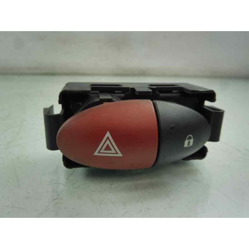 Recambio de warning para renault twingo authentique referencia OEM IAM 8200214896A  