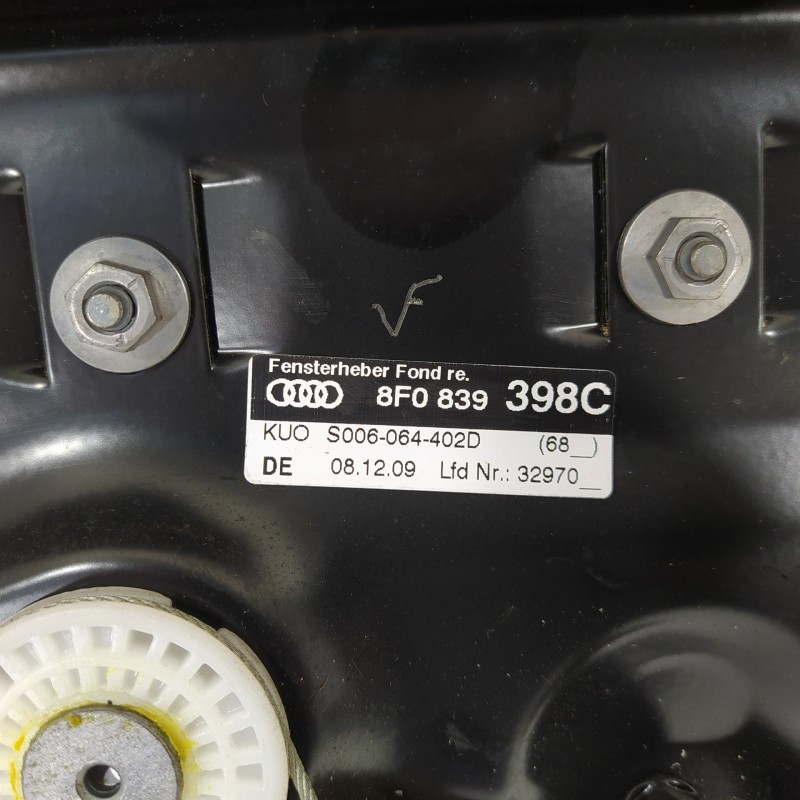 Recambio de elevalunas trasero derecho para audi a5 cabriolet (8f7) 3.0 tdi quattro referencia OEM IAM 8F0839398C 0130822040 