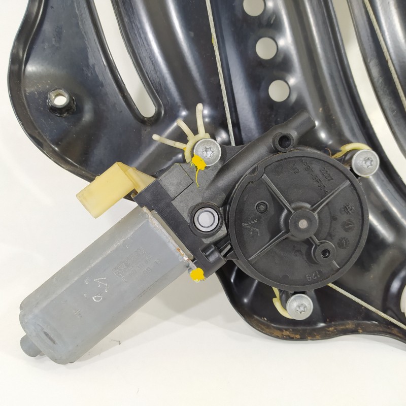 Recambio de elevalunas trasero derecho para audi a5 cabriolet (8f7) 3.0 tdi quattro referencia OEM IAM 8F0839398C 0130822040 