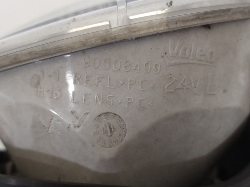 Recambio de faro antiniebla izquierdo para toyota auris hybrid active referencia OEM IAM 90008499 8122002110 