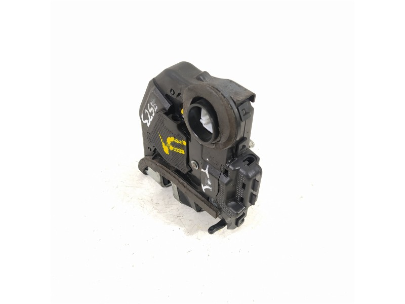 Recambio de cerradura puerta trasera izquierda para toyota auris hybrid active referencia OEM IAM   