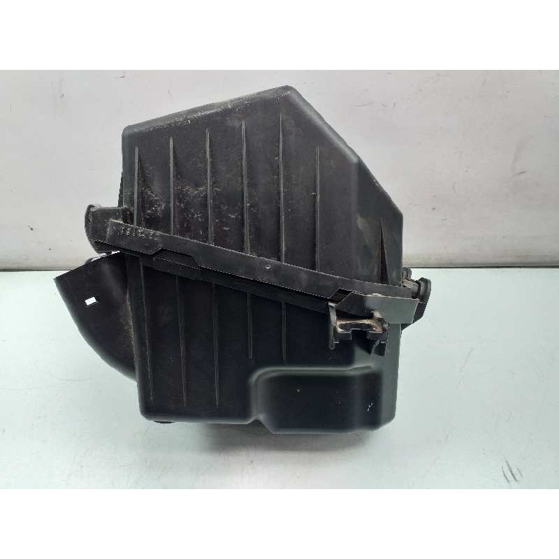 Recambio de filtro aire para suzuki vitara 1.6 ddis comfort 4x4 referencia OEM IAM 62MA01  