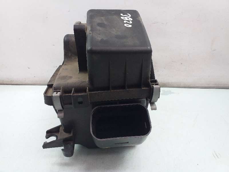 Recambio de filtro aire para suzuki vitara 1.6 ddis comfort 4x4 referencia OEM IAM 62MA01  