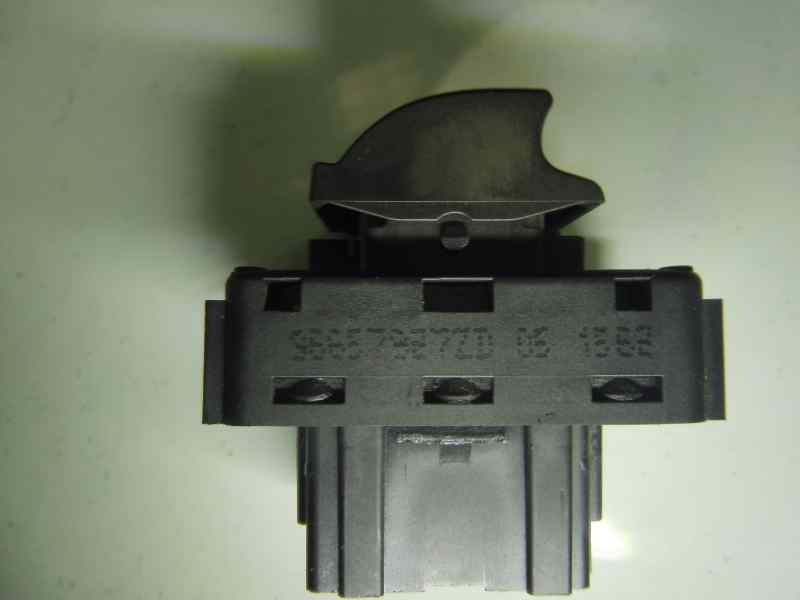 Recambio de mando elevalunas delantero derecho para citroën c3 tonic referencia OEM IAM 96657927ZD  