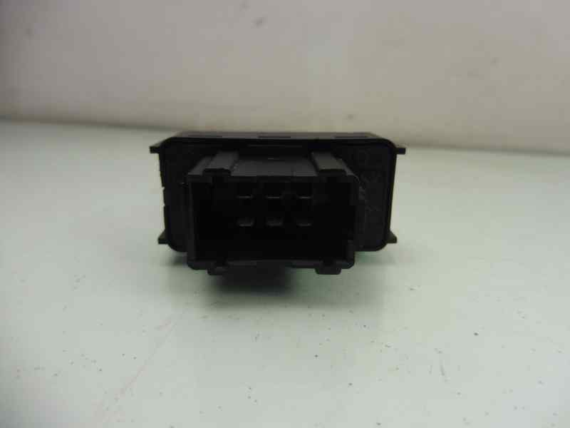 Recambio de mando elevalunas delantero derecho para citroën c3 tonic referencia OEM IAM 96657927ZD  