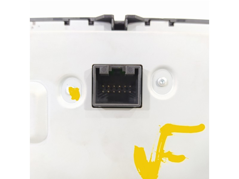 Recambio de pantalla multifuncion para volkswagen golf vii lim. edition bluemotion referencia OEM IAM 5G0919605  