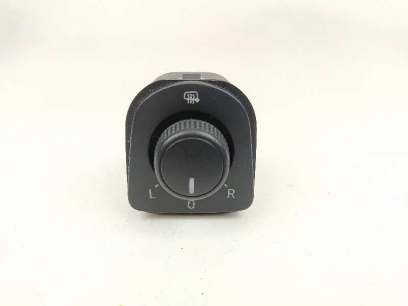 Recambio de mando retrovisor para seat leon (5f1) style referencia OEM IAM 5F0959565D  