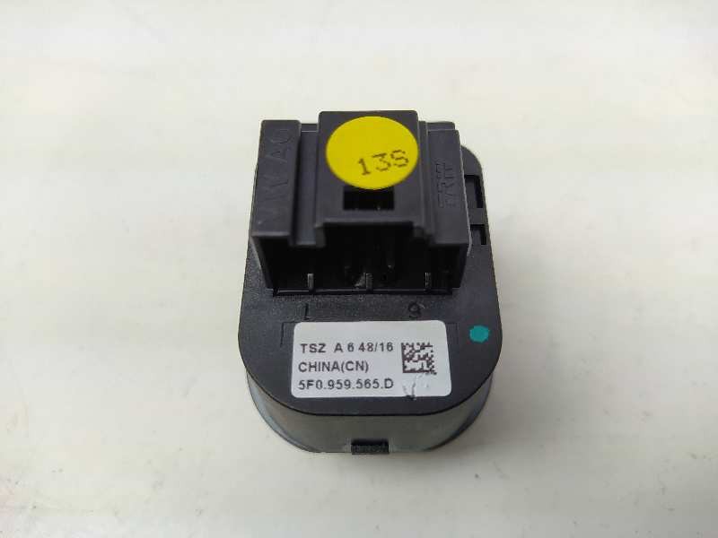 Recambio de mando retrovisor para seat leon (5f1) style referencia OEM IAM 5F0959565D  